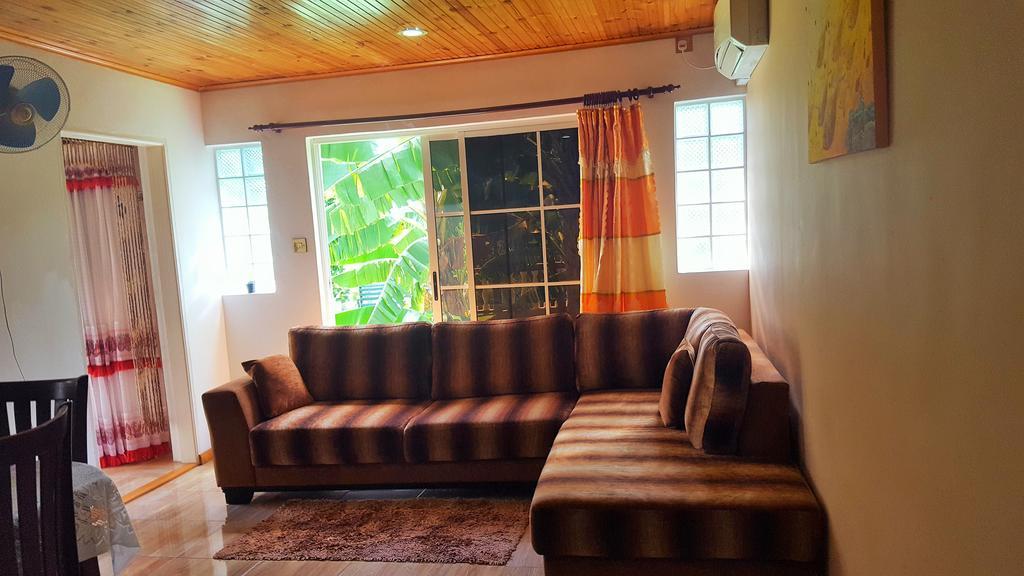 Hibiscus House Seychelles Self Catering Appartement Victoria Buitenkant foto