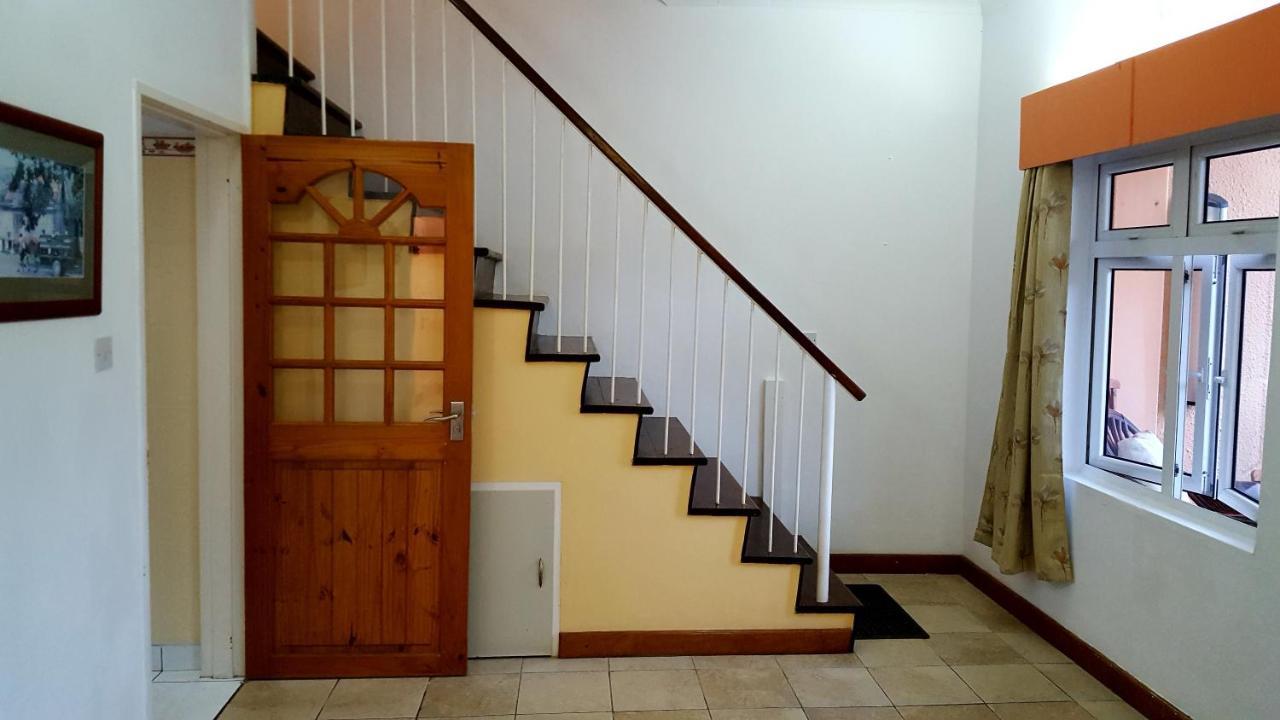 Hibiscus House Seychelles Self Catering Appartement Victoria Buitenkant foto